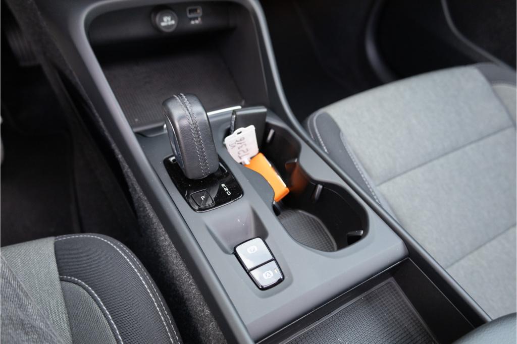 Volvo XC40 1.5 t5 recharge r-design expression ✅pano✅360°✅led✅h&k audio✅tre