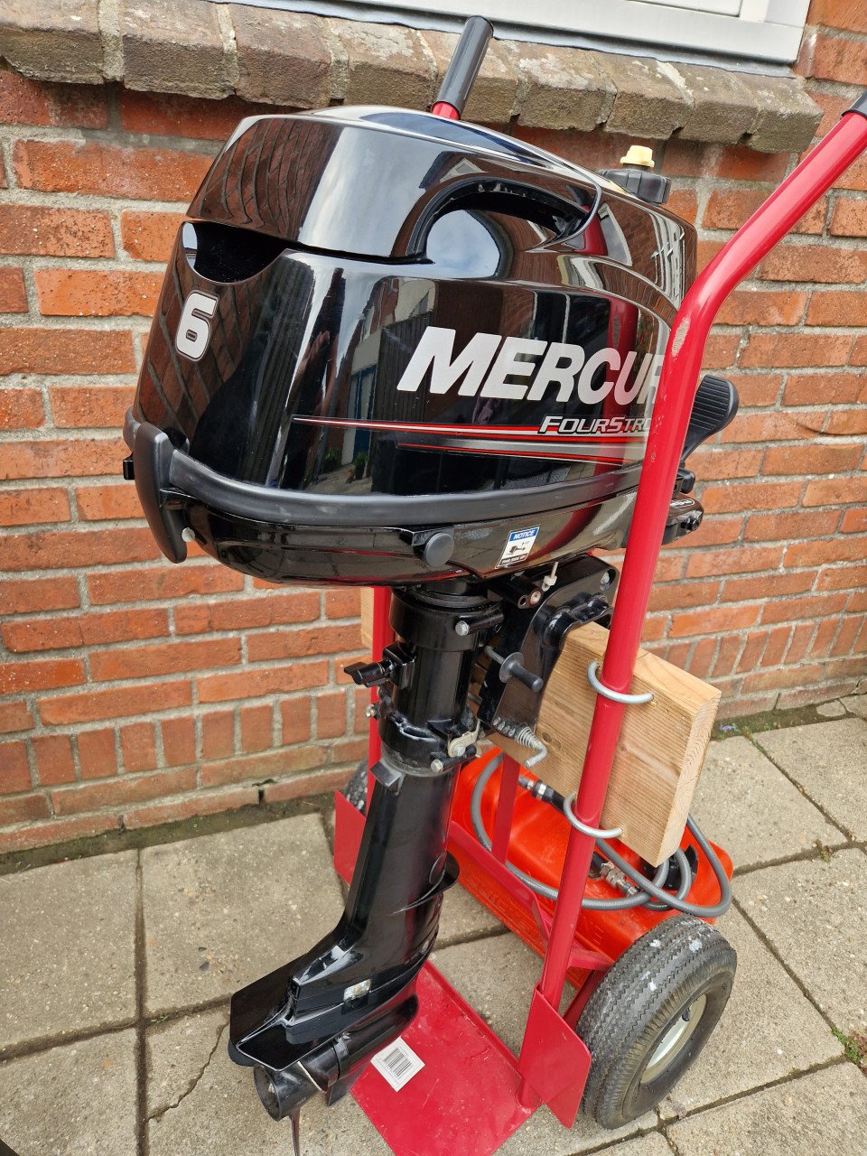 Mercury F6MH 6 pk fourstroke kortstaart b.j. 2016