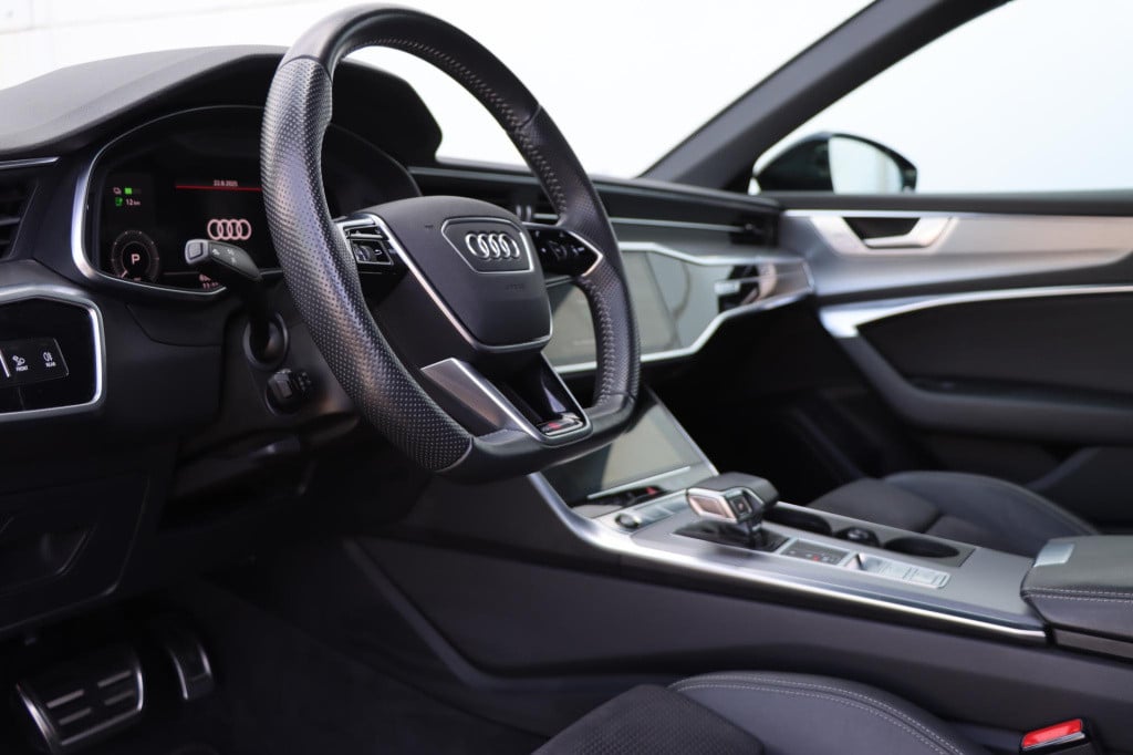 Audi A6 avant 55 tfsi e quattro s edition competition 367pk s-tr