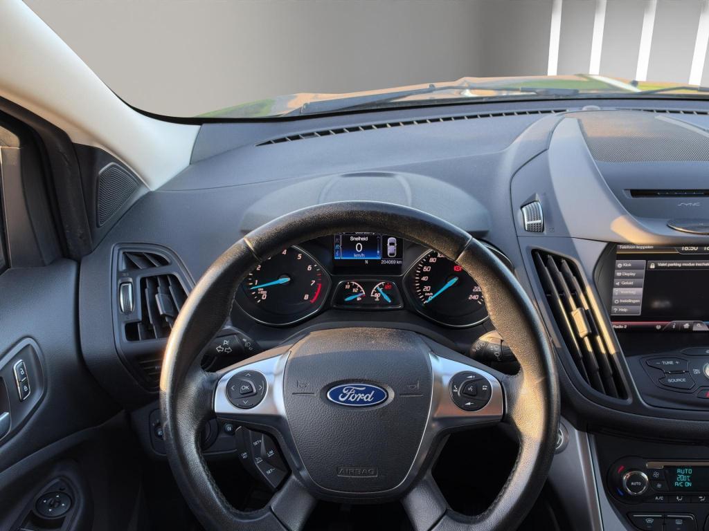 Ford Kuga 1.5 titanium plus clima stoelverwarming trekhaak