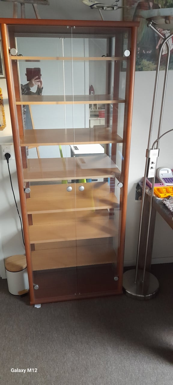 Vitrine kasten