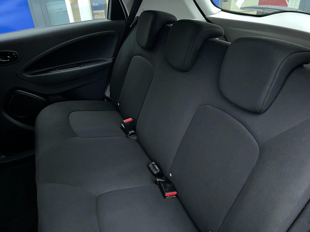 Renault Zoe r110 life carshare 52 kwh, afneembare trekhaak enz..