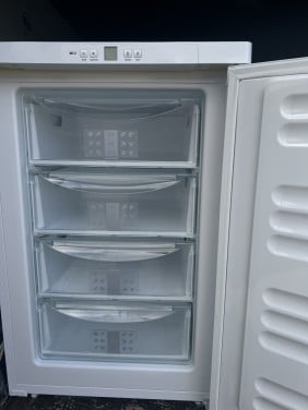 Nieuwe Liebherr GP 1386-20 Vrieskast 85x55 cm.