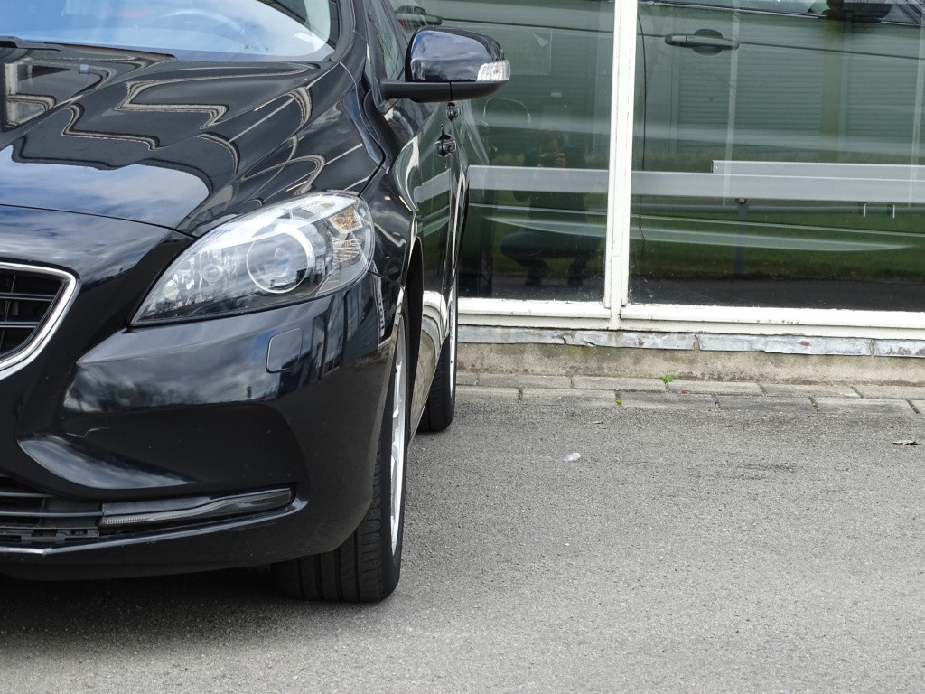 Volvo V40 1.6 t2 momentum | stoelverwarming | navi | bluetooth