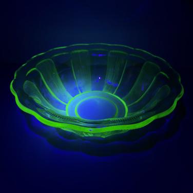 Uranium schaal 25cm uv395