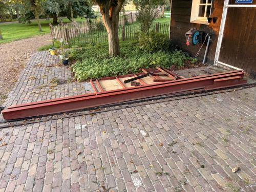 GRATIS staalprofielen 2000mm x 5300 lang plus werklift van staal
