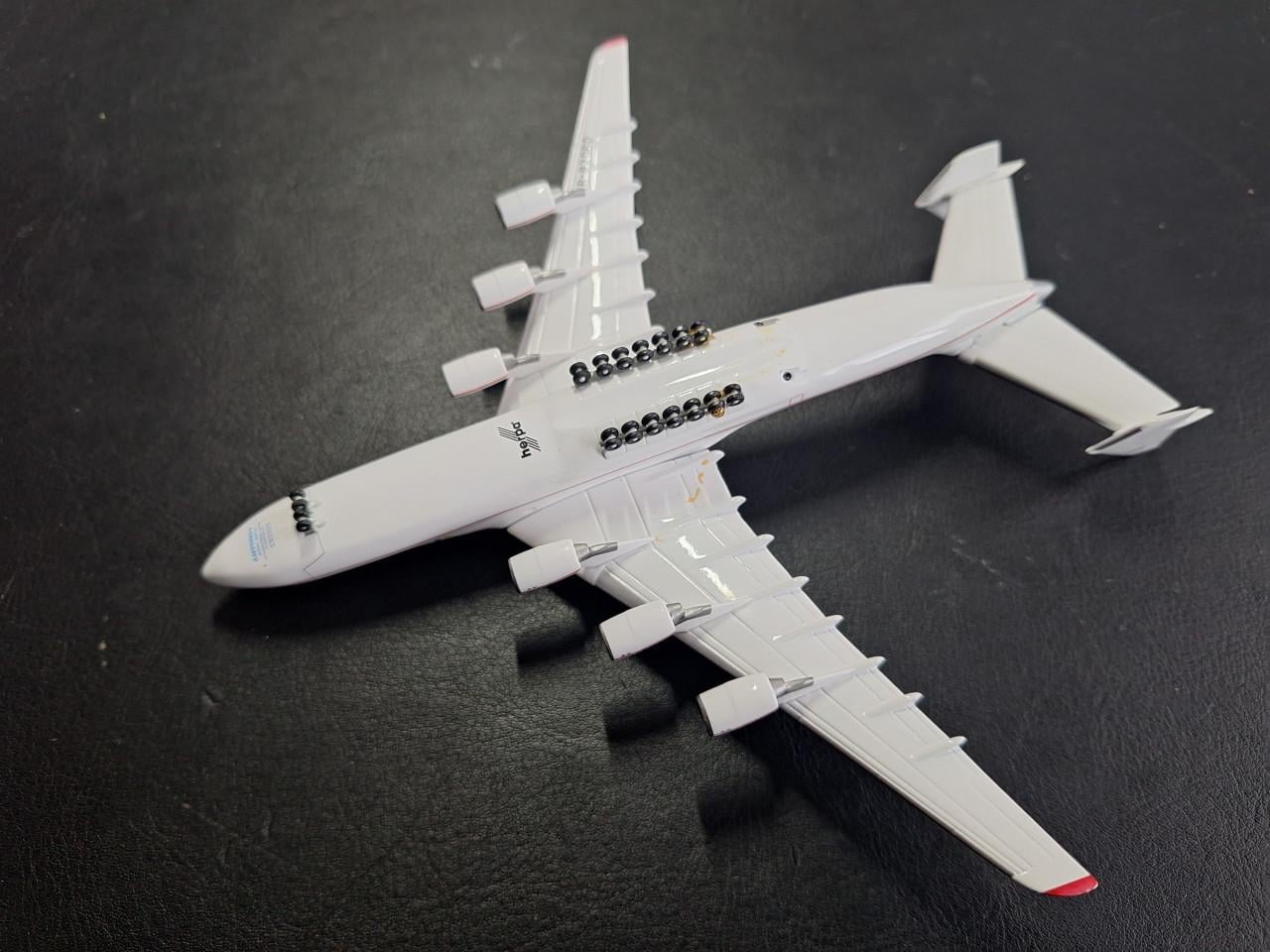 Diecast model Antonov AN-225, 1:500