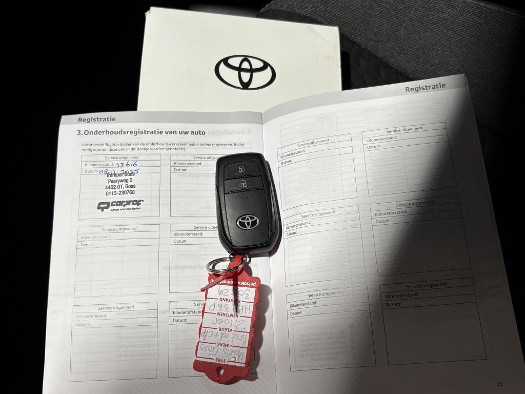 Toyota Yaris Cross 1.5 hybrid 115 first | stoel.ver| comfort pack| camera| 
