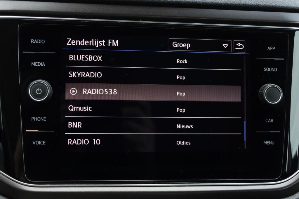 Volkswagen T-roc 1.0 tsi sport 115pk | stoel- en stuurverwarming | adaptive