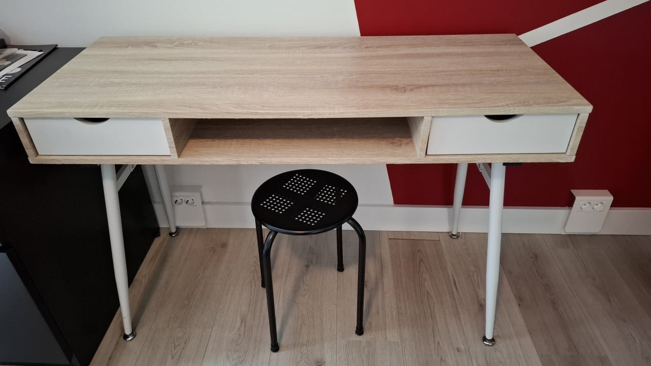 Bureau (JYSK)