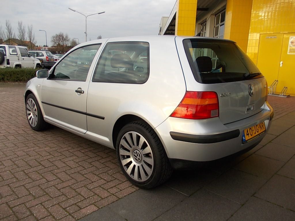 Volkswagen Golf sdi airco (orig. 83000 km.!!!)