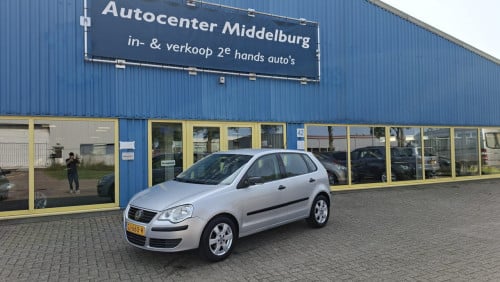 Volkswagen POLO 1.2 12v Trendline 5deurs bj:2005 airco apk 6-2026