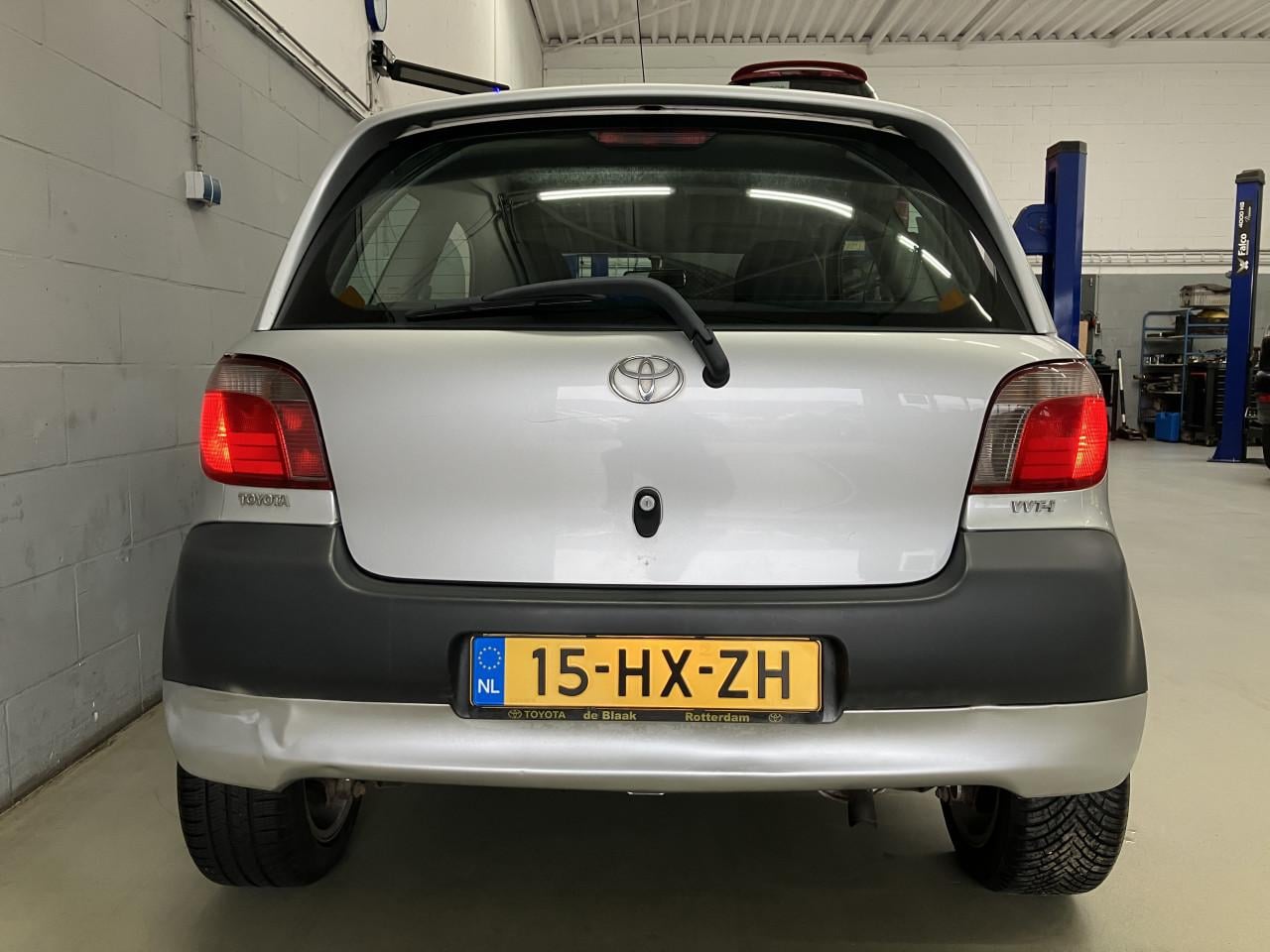 Toyota Yaris 1.0-16V VVT-1 Yorin