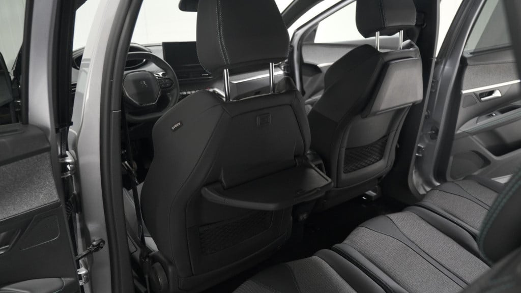 Peugeot 5008 puretech 130 eat8 allure pack business | 7 zitplaatsen | camer