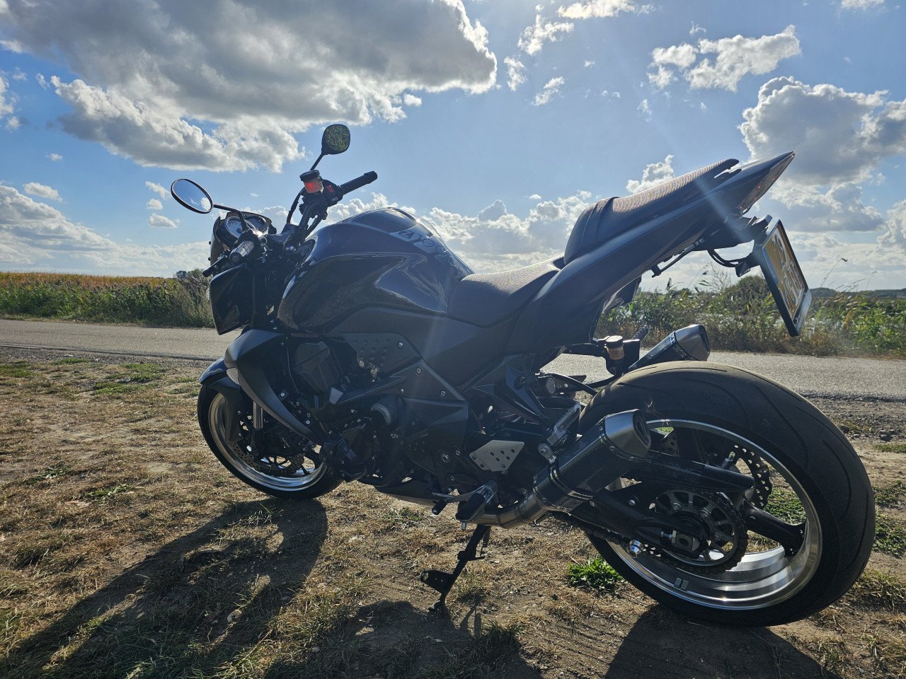 Kawasaki Z1000 bj 2009 weinig km 16000 km
