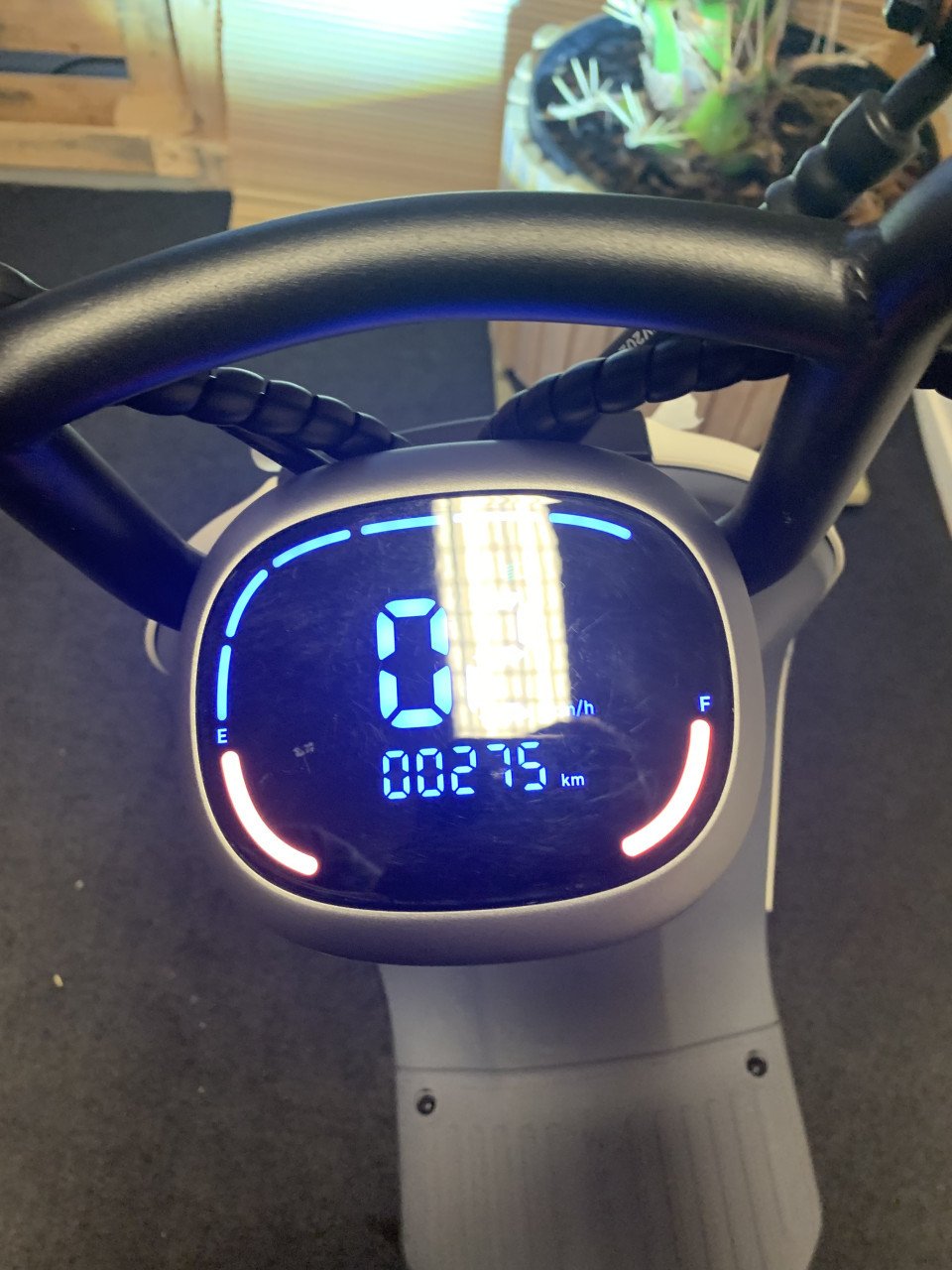 SEGWAY B100S KLEUR WIT 25KM NU 995,= RIJKLAAR