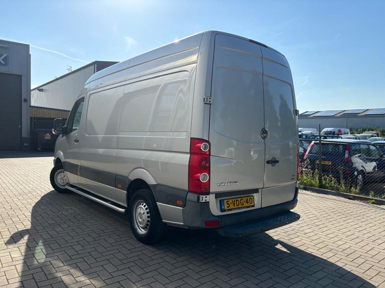 Volkswagen Crafter 28 2.5 TDI L2H2- 212.140Km
