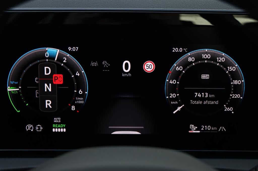 Volkswagen Tiguan 1.5 ehybrid life 204pk dsg6 | soh 98,6% |