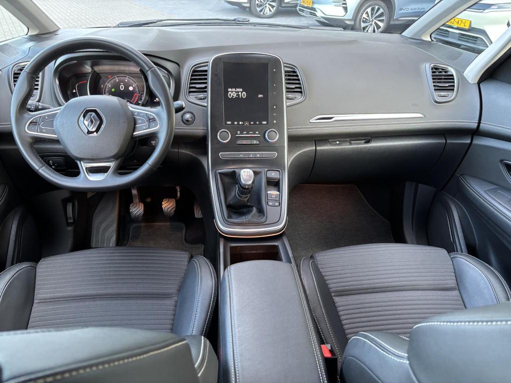 Renault Scenic 1.3 tce intens incl. trekhaak!