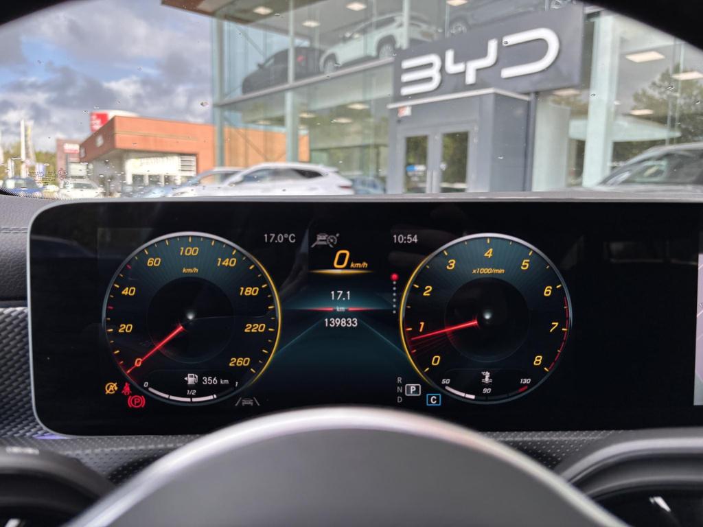 Mercedes-Benz Cla shooting brake 200 business solution luxury