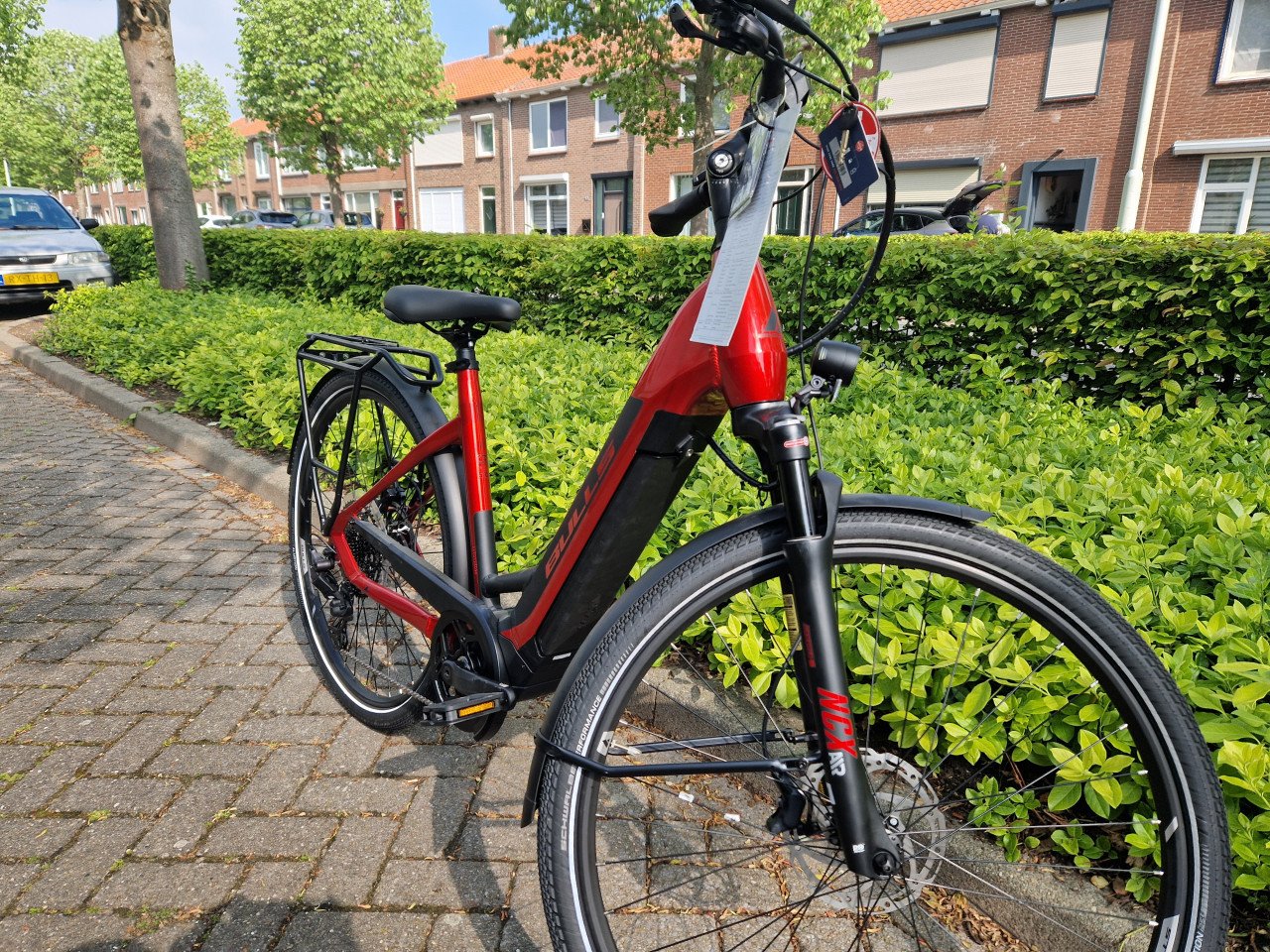 NIEUWE BULLS LACUBA EVO met Brose middenmotor en 540wh accu
