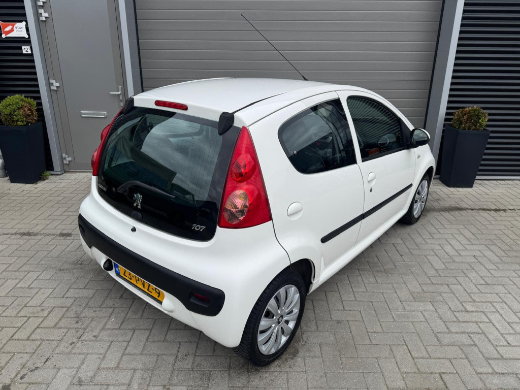 Peugeot 107 1.0-12v xs/nap/apk/airco/
