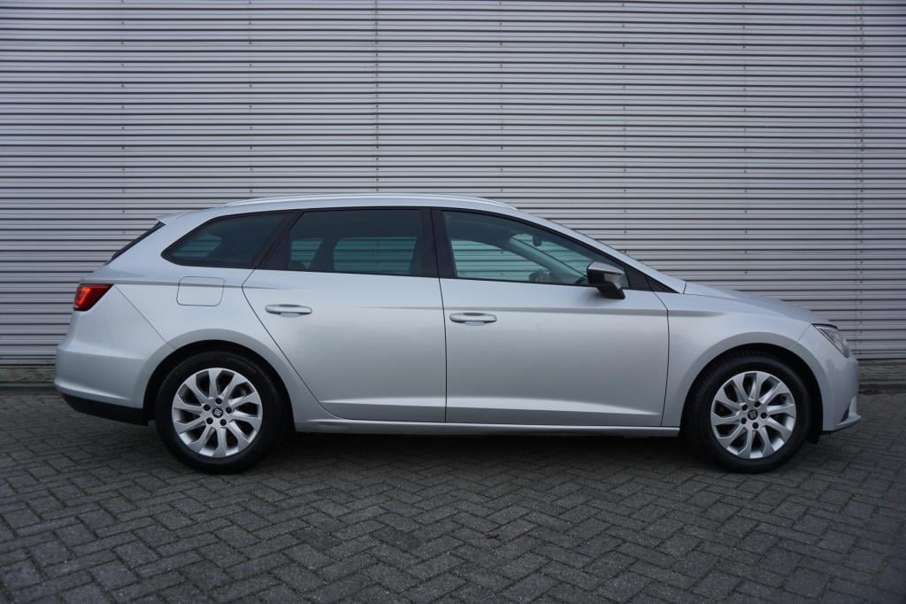 Seat Leon st 1.0 ecotsi style connect climate / navi / cruise / camera / pa