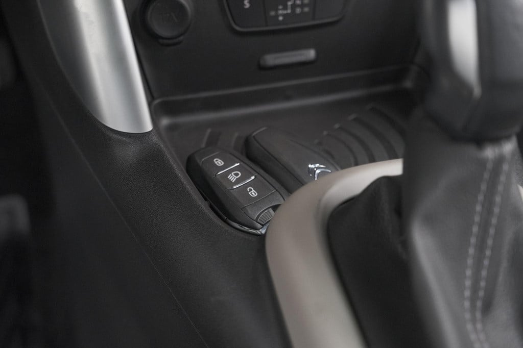 Citroen C3 Aircross puretech 130 eat6 s&s shine | trekhaak | camera | panor