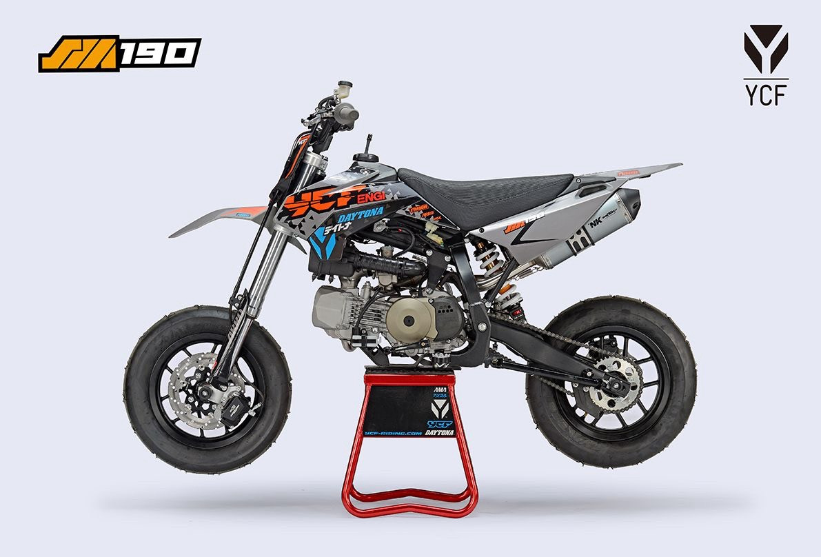 Nieuwe YCF supermoto pitbikes