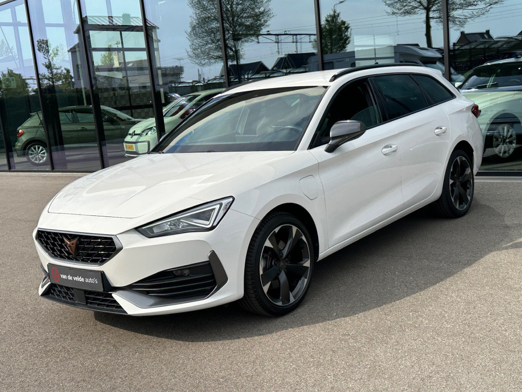Cupra Leon Sportstourer 1.4 e-hybrid | led | 18 inch | extra getint glas | 