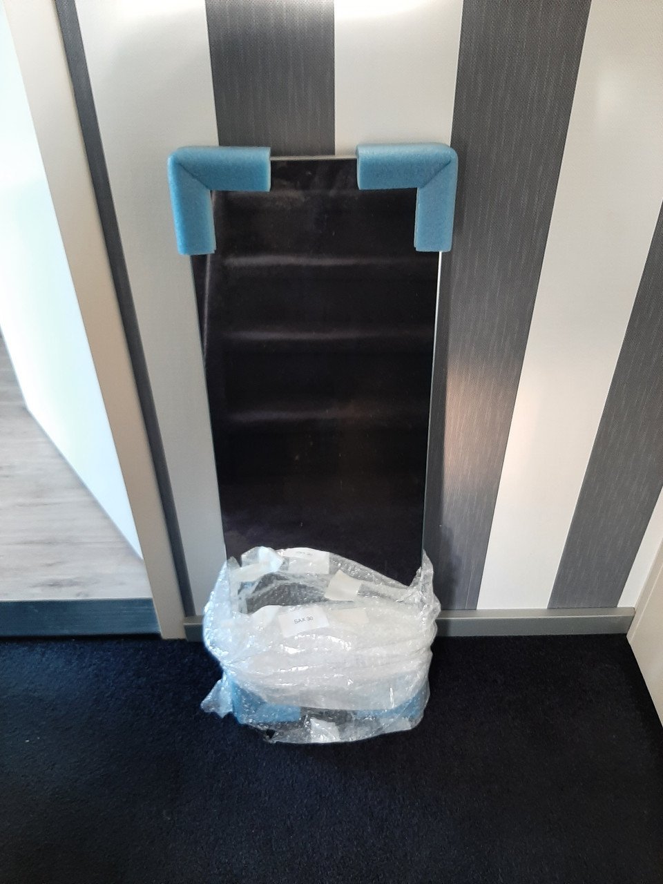 Spiegel voor badkamer of toiletruimte