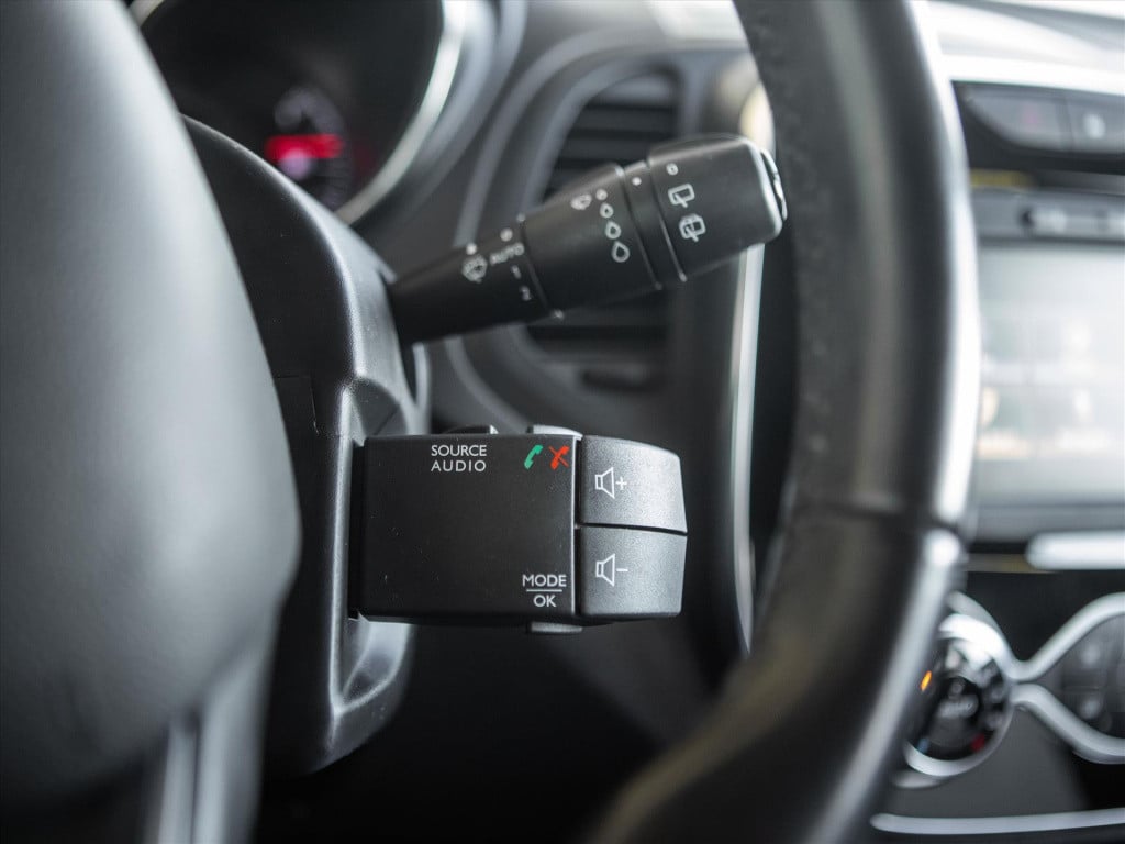 Renault Captur tce intens 150pk automaat | navigatie | stoelverwarming | pa
