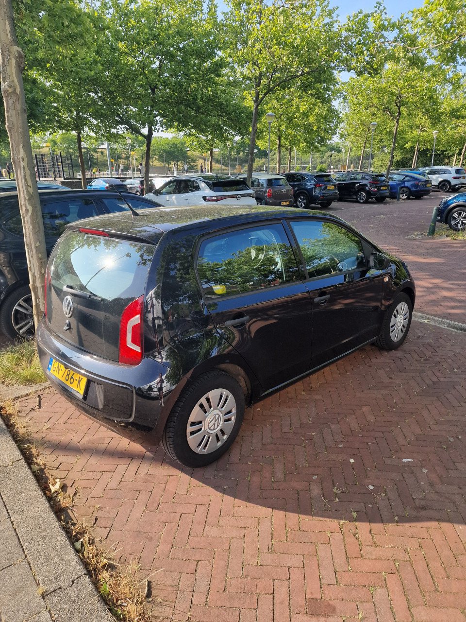 VW up! 1.0 MPI 2015 – APK tot 07/2026 – Android Auto & JBL-audio  185.000KM