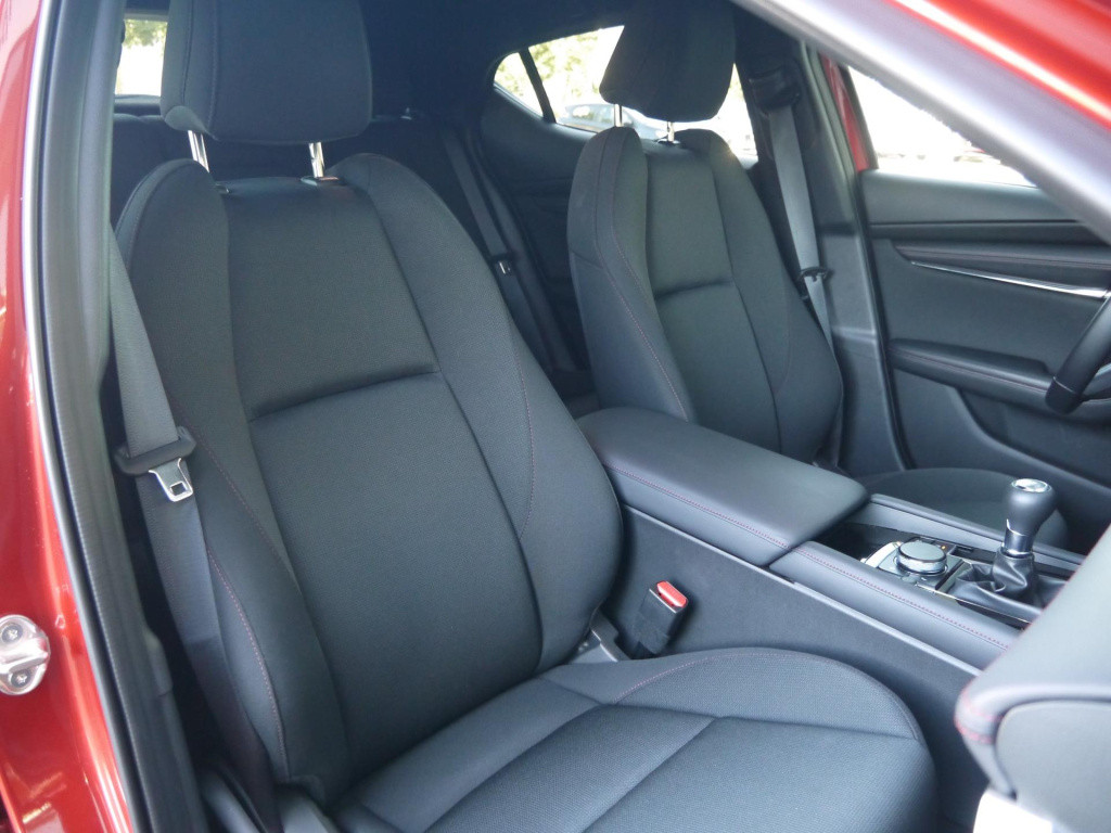 Mazda 3 2.0 e-skyactiv-g m hybrid 150 homura|rijklaar