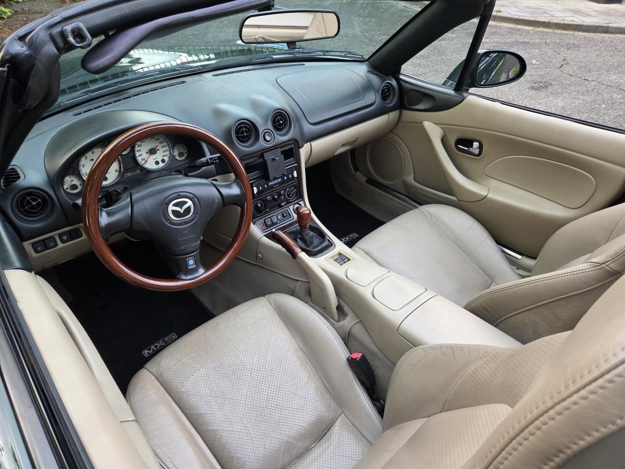 Mazda MX-5 1.6i Exclusive