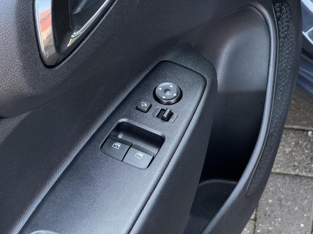 Hyundai I 10 1.0 comfort smart nieuw model! | navigatie | camera | apple ca