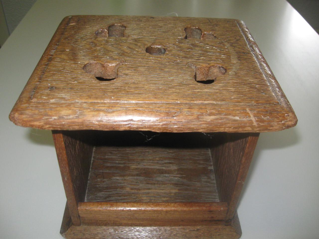 Houten stoof met vuurtest