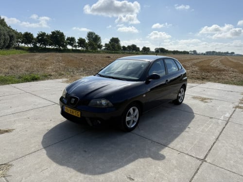 Seat Ibiza 1.6 77KW 5DRS 2007 Zwart - APK t/m 27 juli 2026