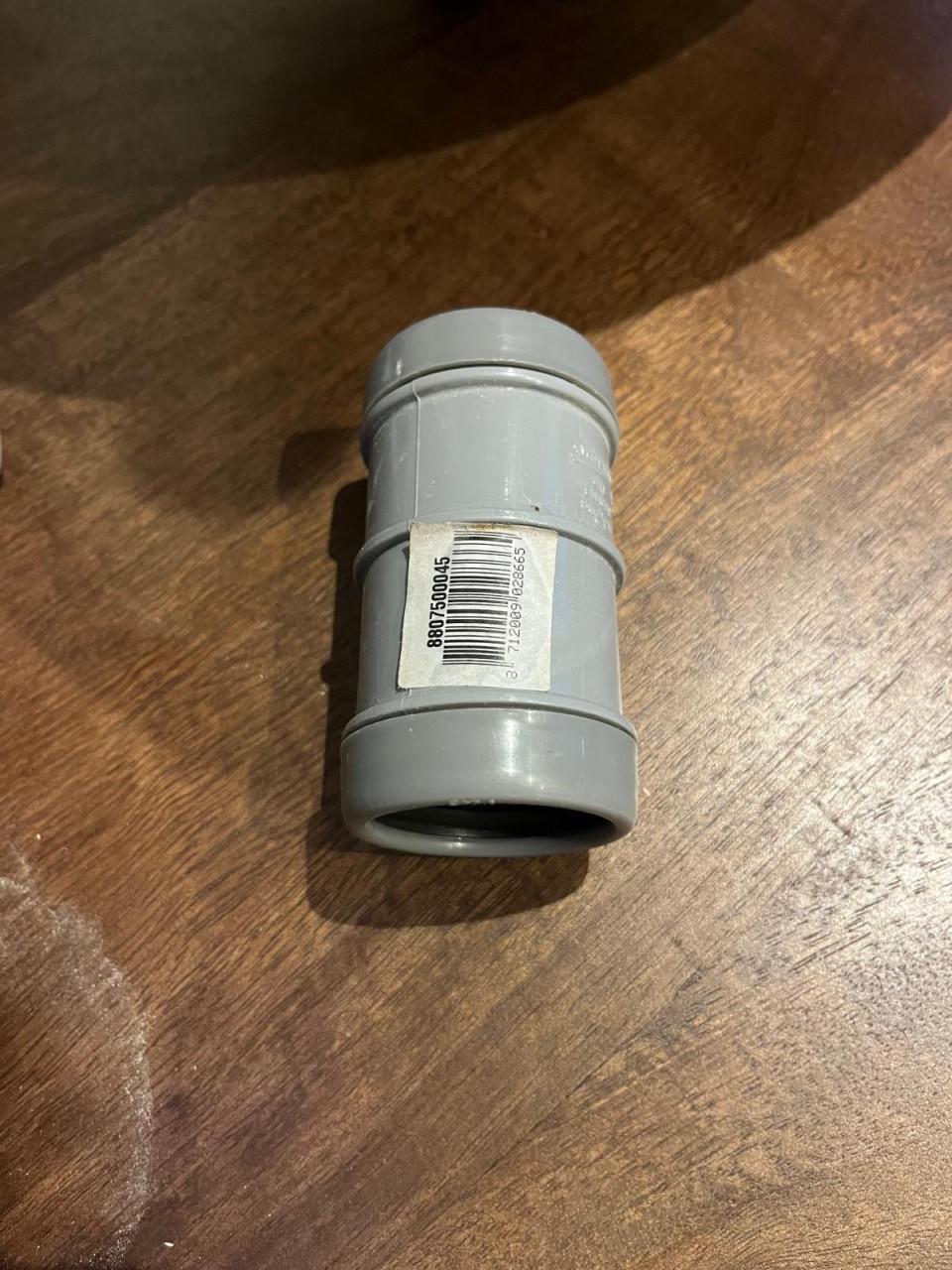 Diverse koppelingen riolering te koop