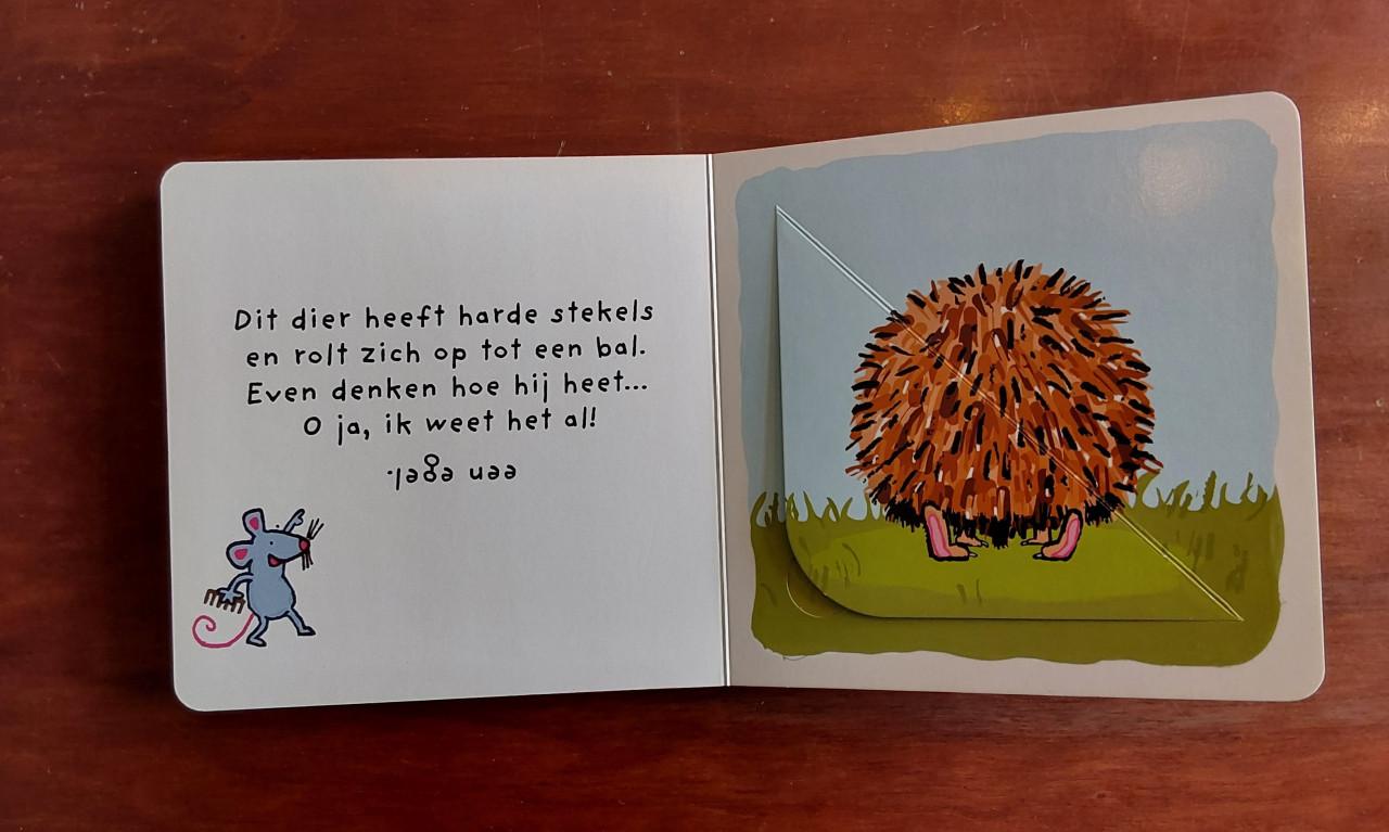 Boekje: Van wie zijn deze billen? met vrolijke flapjes