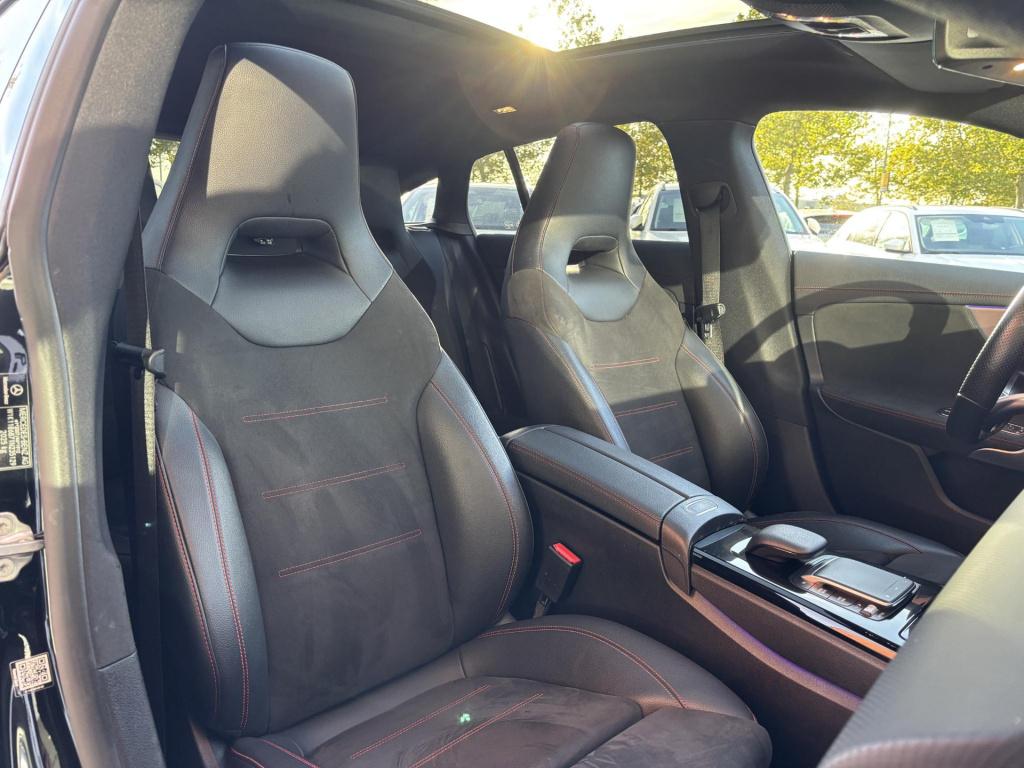 Mercedes-Benz Cla shooting brake 200 business solution amg