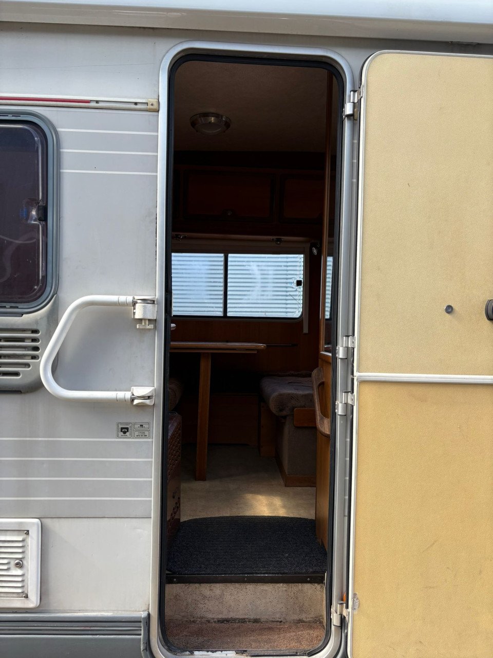 Peugeot J5 Turbo 290 G92 CAMPER