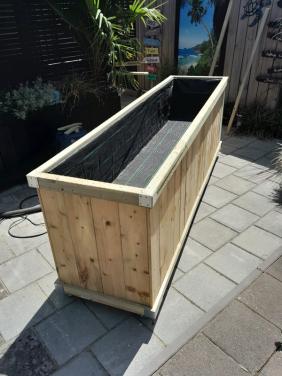 Zeeuwse robuuste bloembak - L235 x B60 x H85