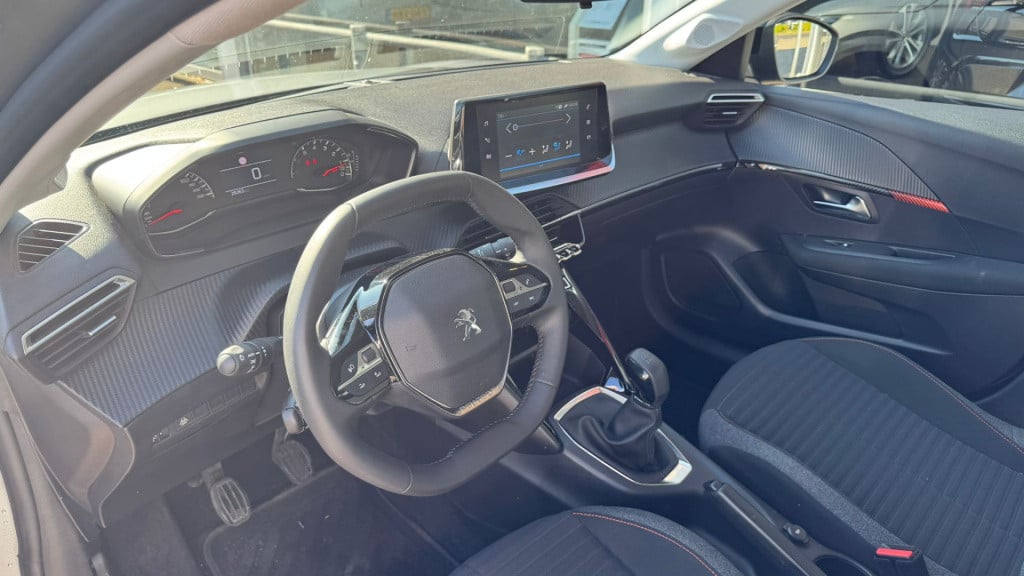Peugeot 208 1.2 puretech active pack