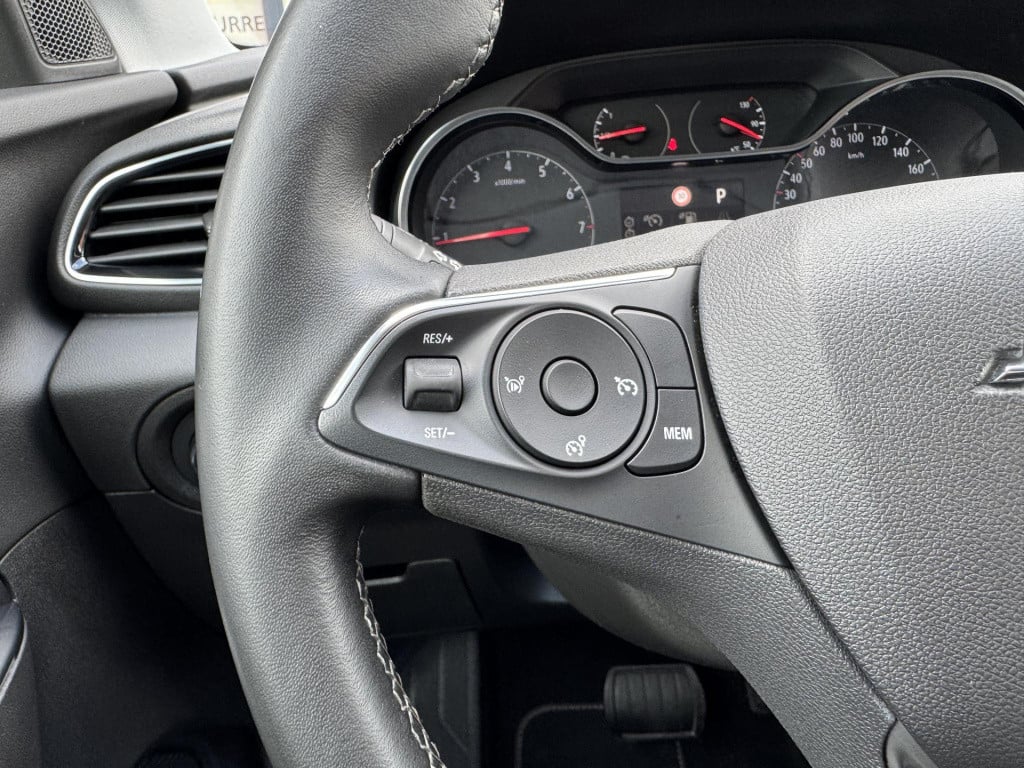 Opel Grandland X 1.2 turbo ultimate automaat | comfortstoelen | navigatie f