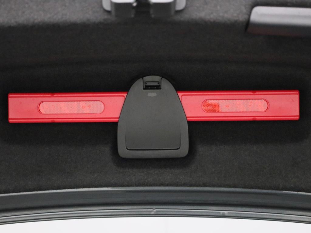 Audi A3 limousine 30 tfsi s edition | automaat | navigatie | vlak stuur | c