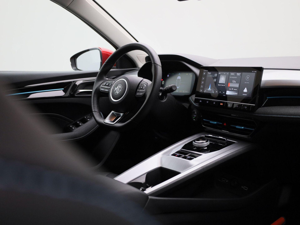 MG 5 standard range luxury 50 kwh | navigatie | leder | apple carplay / and