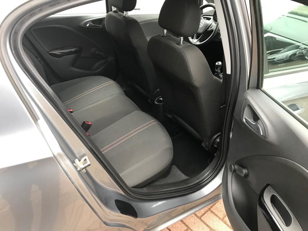 Opel Corsa-e 1,4 16v online edition