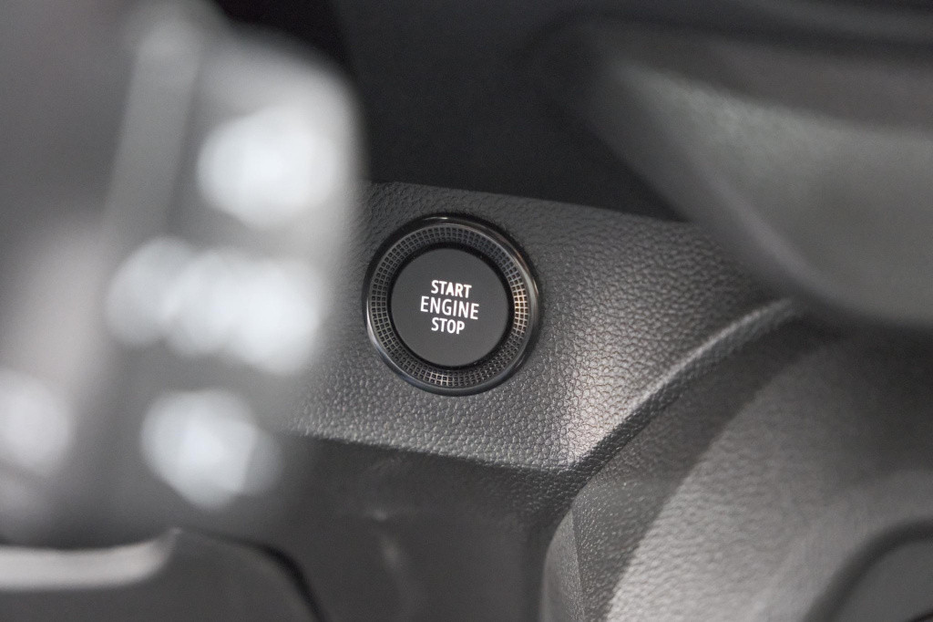 Dacia Sandero Stepway tce 90 expression | camera | dodehoekdetectie | navig