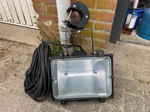 4 Bouwlamp Spider 1000-80, IP 65 met ophanghaak Reiche & Vogel